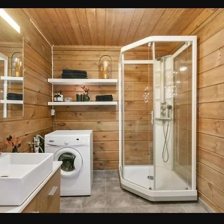 Cabin With Breathtaking Views! *