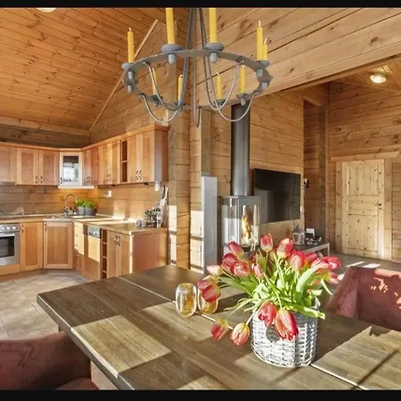 Cabin With Breathtaking Views! * Kviteseid